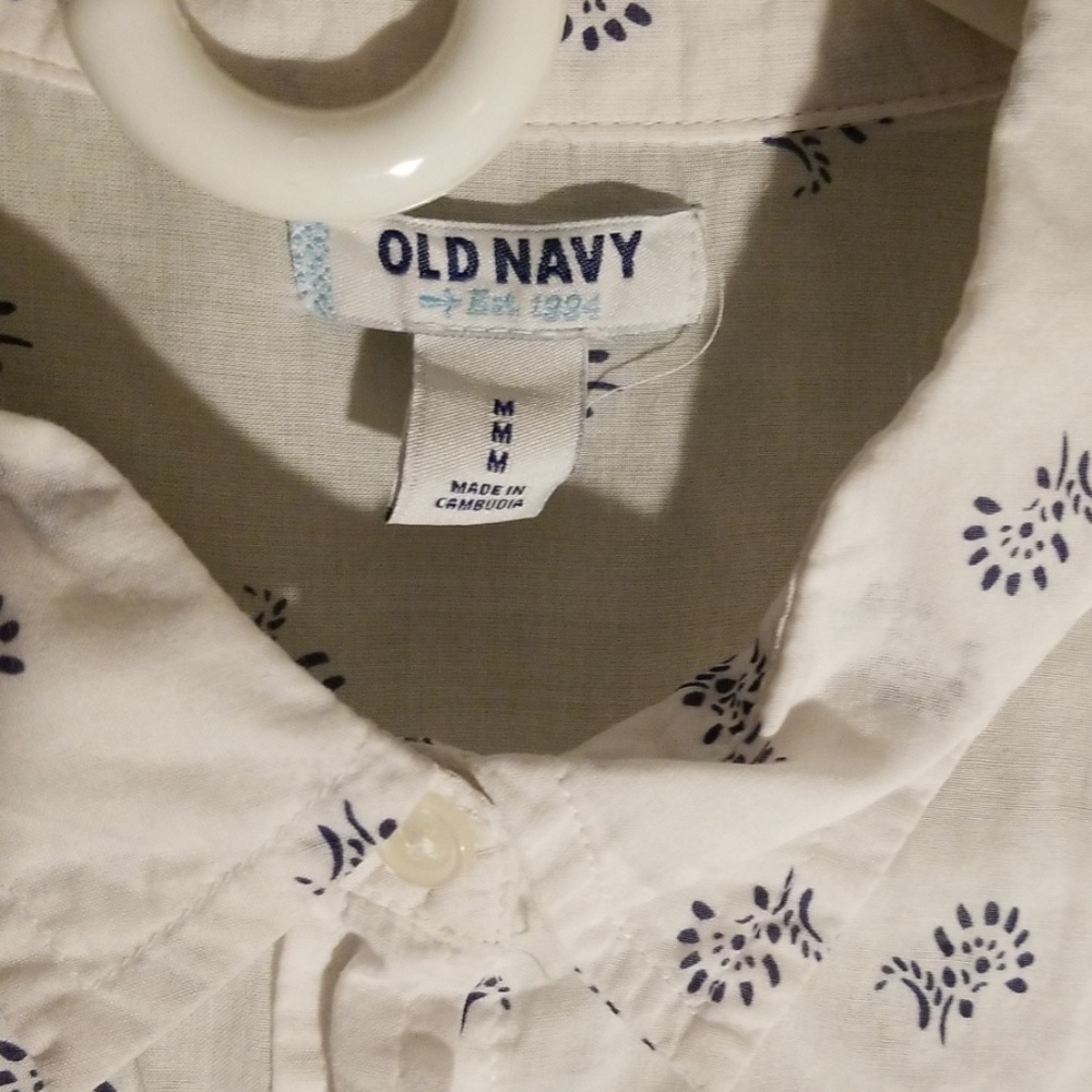 Shirt - Picture 2 of 4